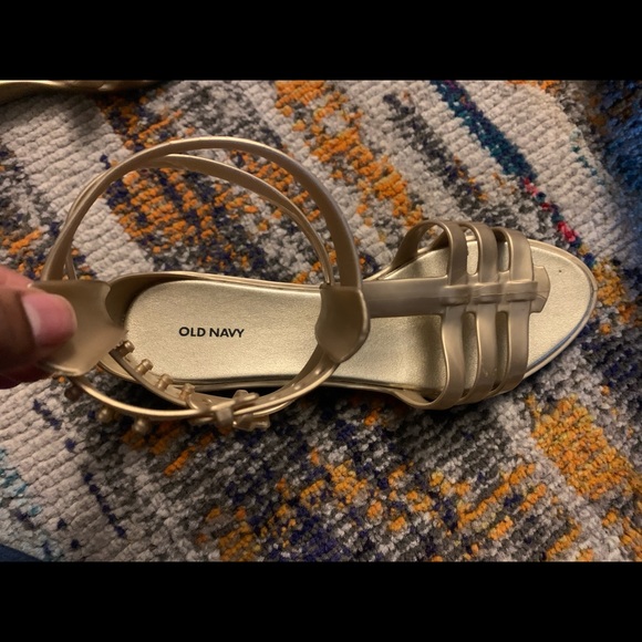 Sandals - Picture 3 of 4